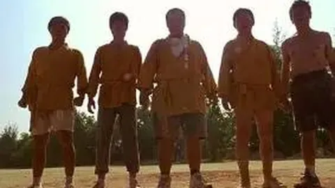 “镜头下的真实面容：杨幂憔悴显老，周雨彤年轻态，魏大勋表现超预期”